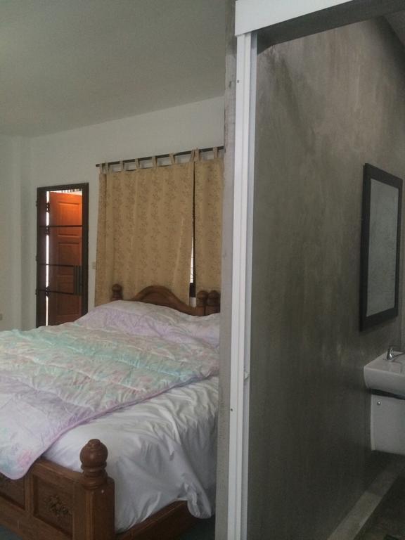 فندق Hom Baan شيانغ ماي الغرفة الصورة